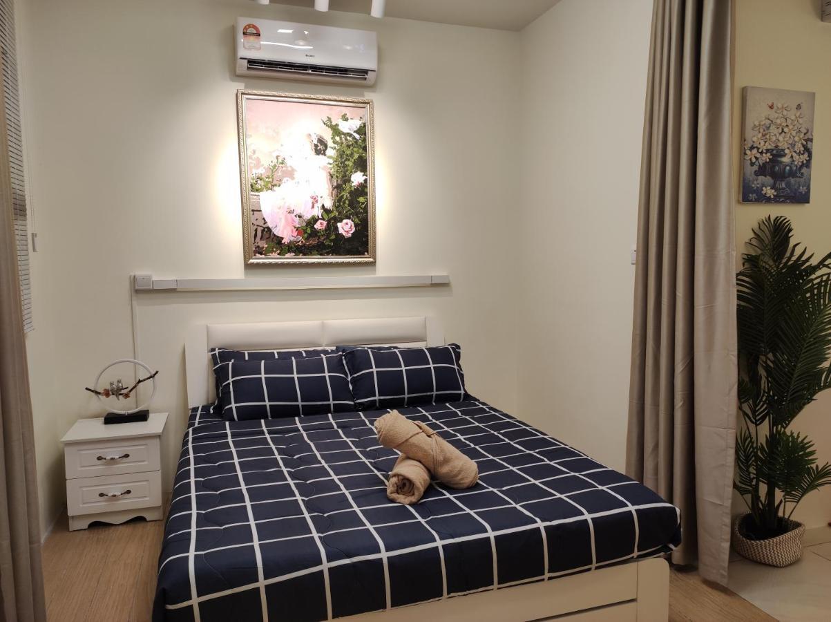Apartment Thirteen Tr06 @ Itcc Manhattan *